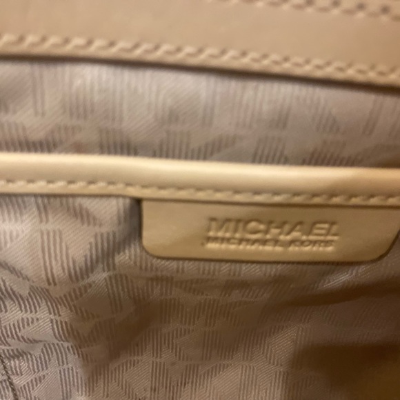 Michael Kors signature Large tote, beige and white - Picture 6 of 11